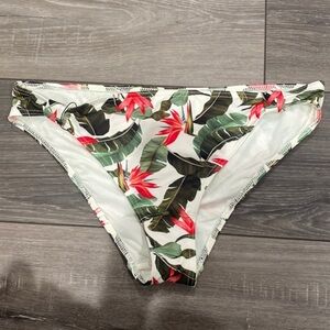 NWOT! Banana Moon Plant Printed Bikini Bottom